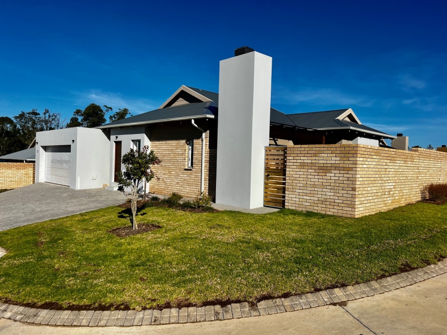 3 Bedroom Property for Sale in Mooikloof Country Estate Western Cape